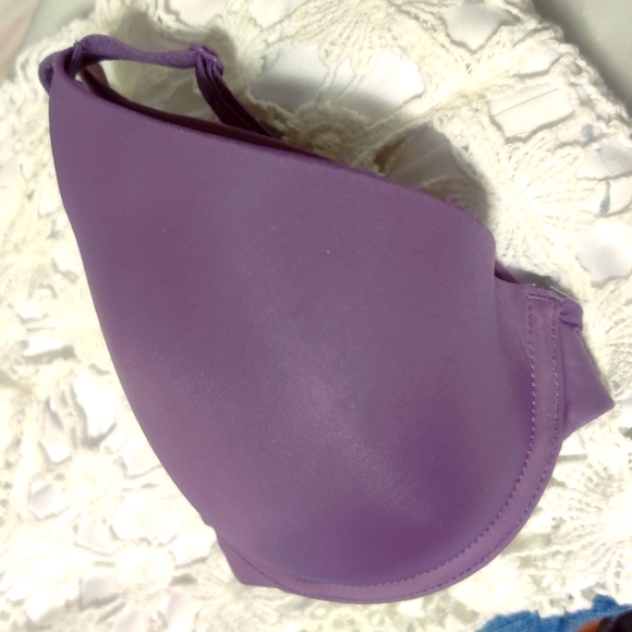 Victoria's Secret PINK Uplift Semi Demi Push Up Bra Size 32C Color: Eggplant EUC - Picture 3 of 11